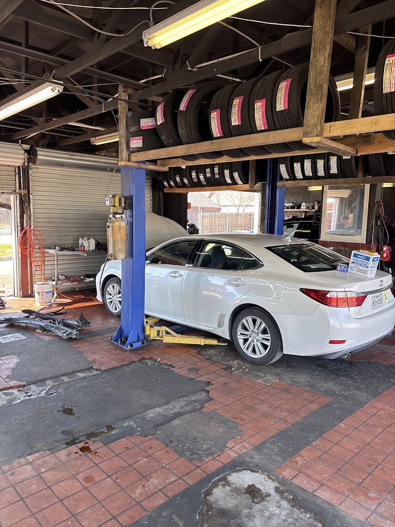 Motor City Auto Repair in Dallas
